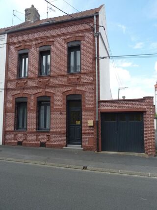  Maison  vendre 8 pices 155 m