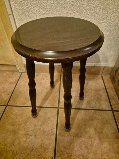 Tabouret bois 8 Rive-de-Gier (42)
