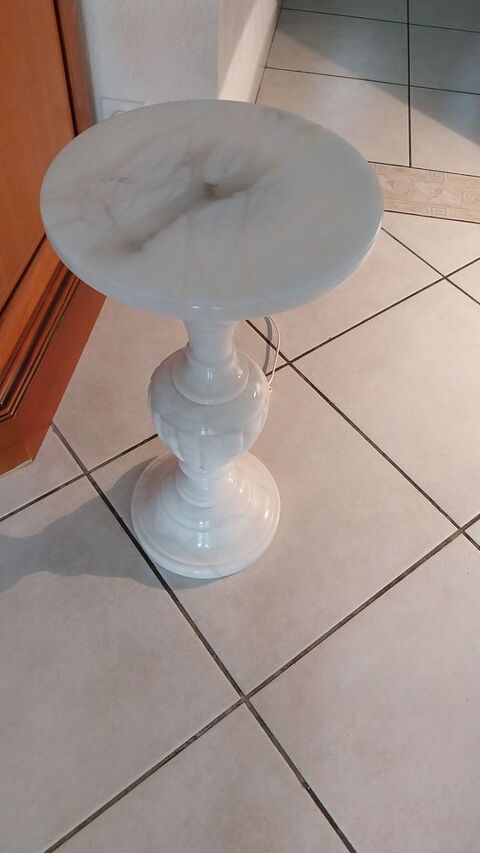 SELLETTE ALBATRE peu faire lampe
18 Perpignan (66)