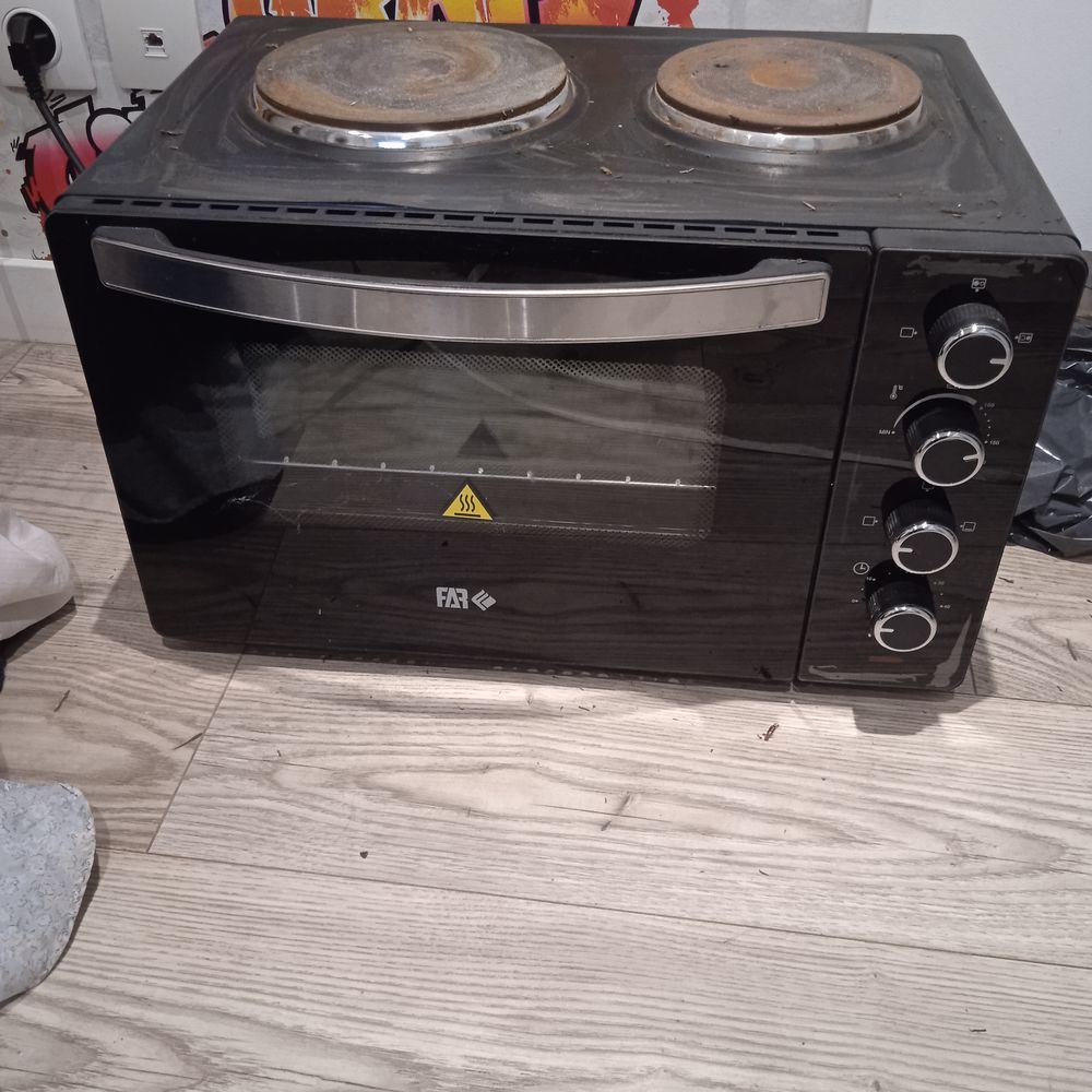 Mini four marque FAR double plaque de cuisson combin&eacute; Electroménager