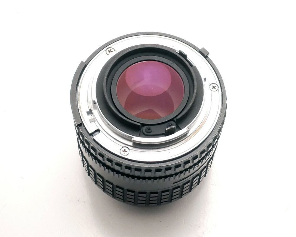 Objectif Nikon Nikkor 100mm f/2.8 vintage magnifique Photos/Video/TV