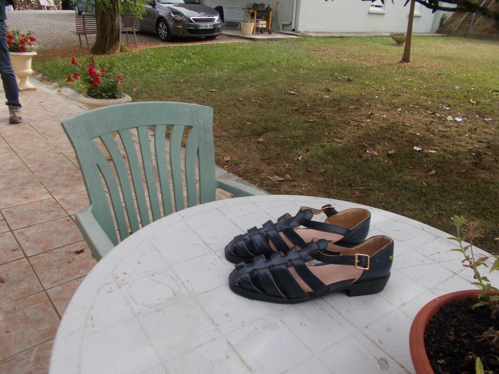 Ne laissez pas passer cette affaire Chaussures
