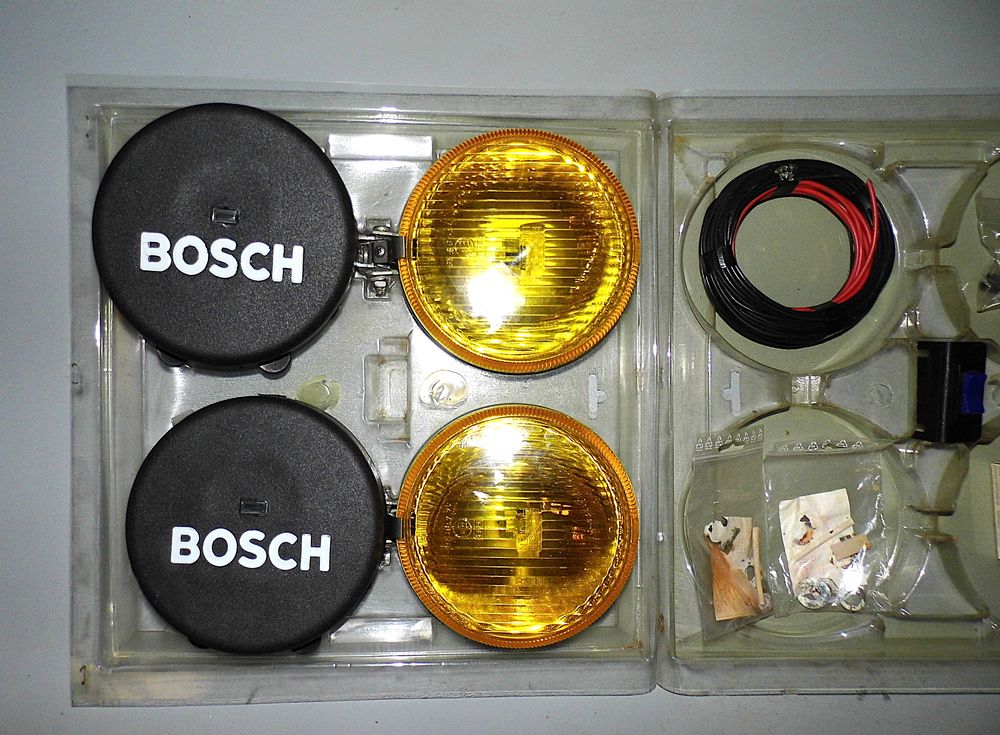 Lampe BOSCH voiture collection mobylette moto d&eacute;co garage collection automobilia vintage 
