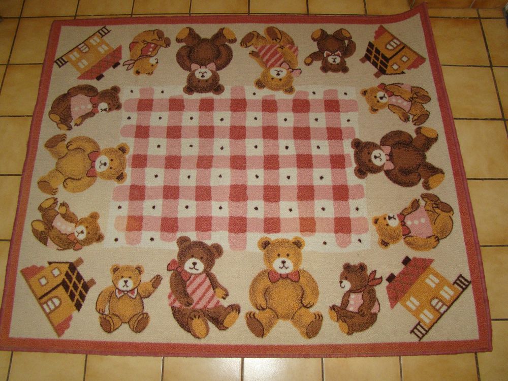 Tapis de chambre b&eacute;b&eacute; / enfant 1,10 m x 1,30 m Décoration