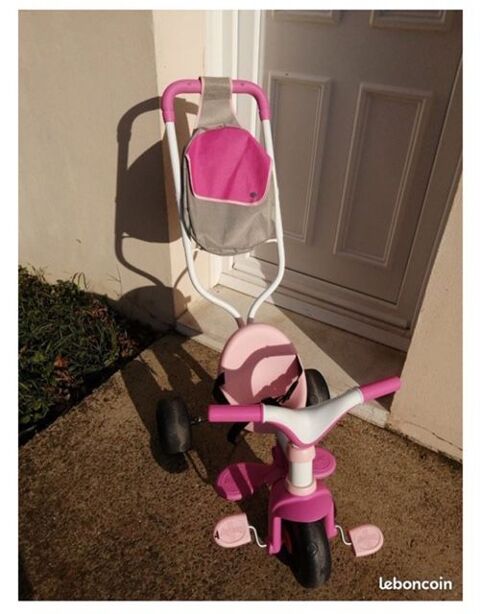 Tricycle bébé occasion hot sale
