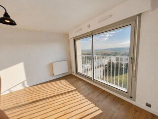 Location Appartement T3 67 m² 13e, 758 € + charges, chauffage, eau chaude compris Vénissieux