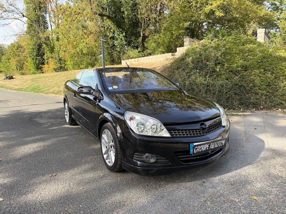 Astra Twintop 1.8 - 140 Twinport Cosmo A 2007 occasion 77450 Montry