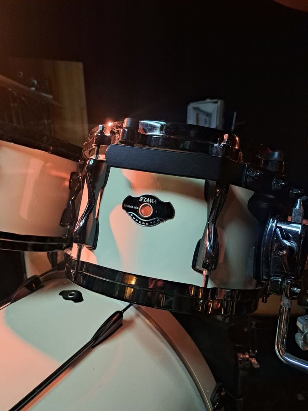 Batterie TAMA Superstar Hyperdrive 6 f&ucirc;ts Sugar White Instruments de musique