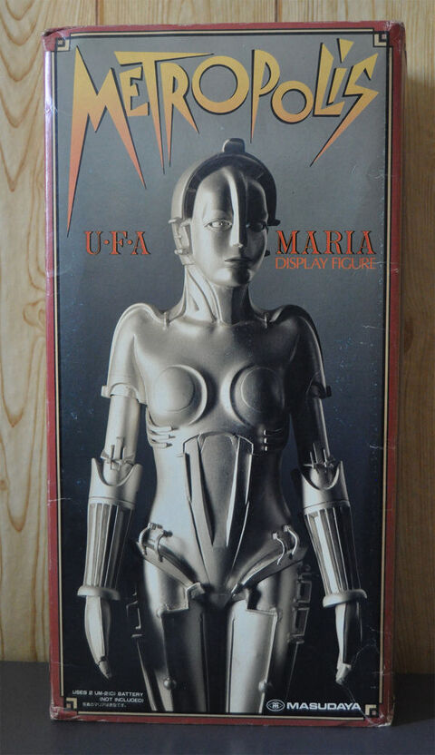 Robot maria du film métropolis masudaya avec socle lumineux 360 Orléans (45)