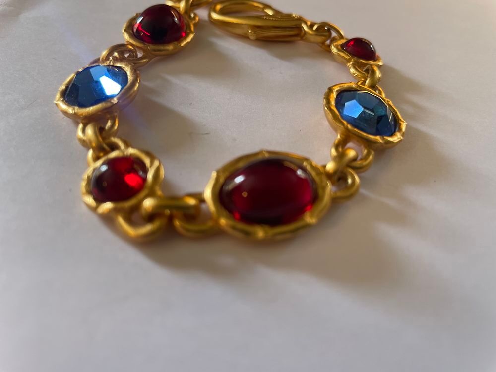 Bracelet articul&eacute; souple cabochons rouge et bleu FRESSANGE Bijoux et montres