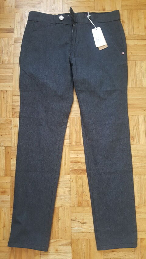 PANTALON NEUF 31 Saint-Pierre-Montlimart (49)