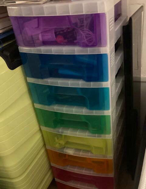 Colonne de rangement � tiroirs 30 Paris 13 (75)