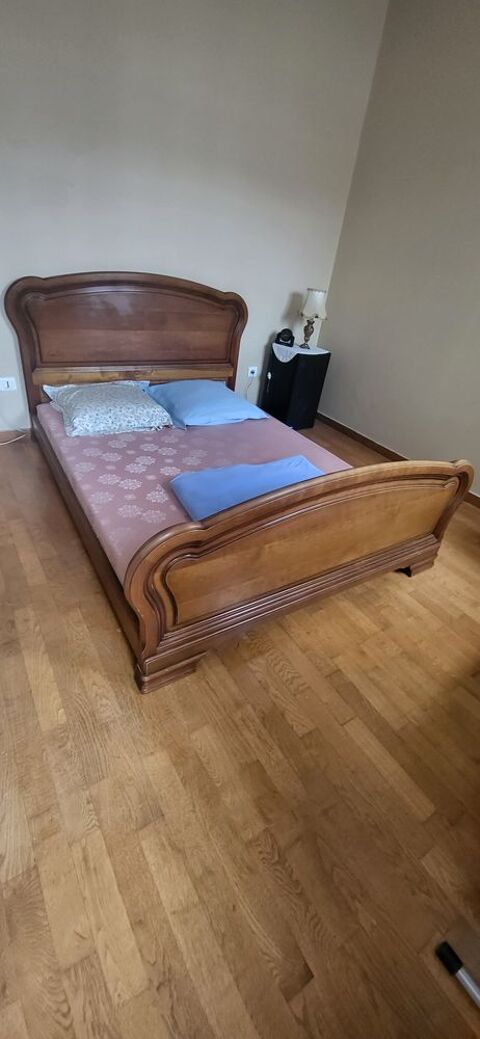 Lit en merisier  150 Boulogne-sur-Mer (62)