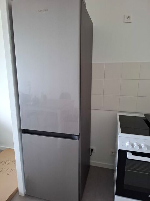 Combi SAMSUNG RB36T602CSA  350 La Roche-sur-Foron (74)