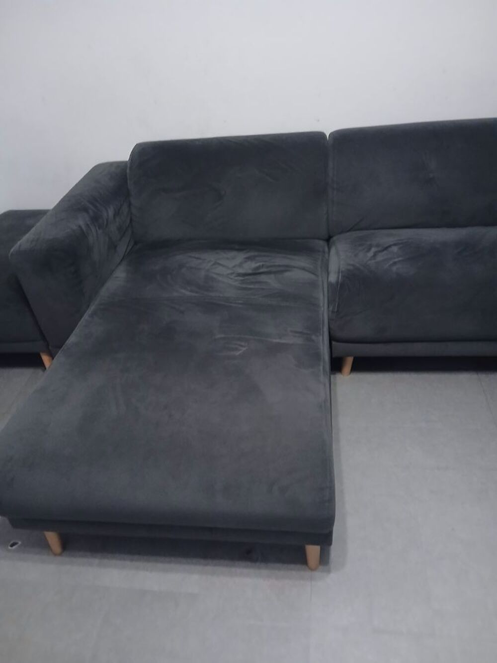 Canap&eacute; d'angle 3 places et pouf Meubles