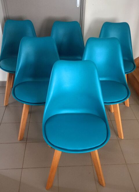 Lot de 6 chaises scandinaves maison du monde  quasi neuves 120 B�g�-la-Ville (01)
