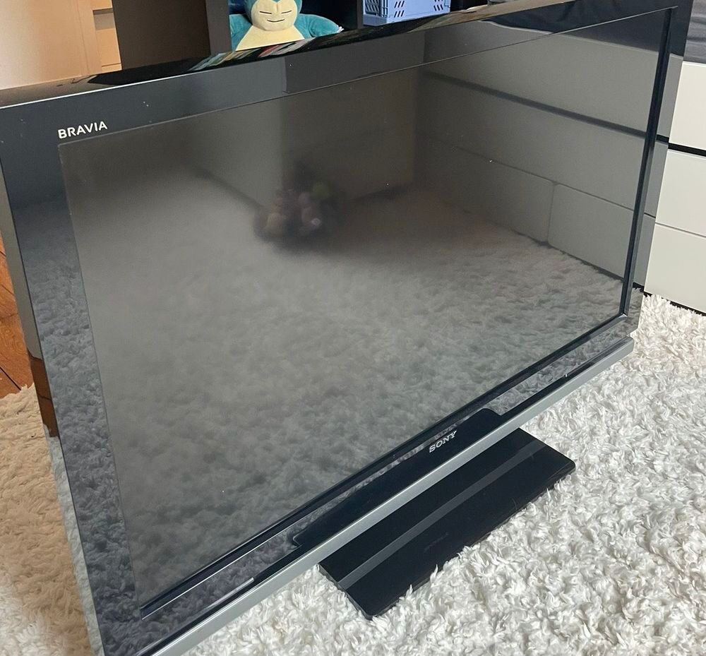 Sony Bravia 42'\' TV Photos/Video/TV