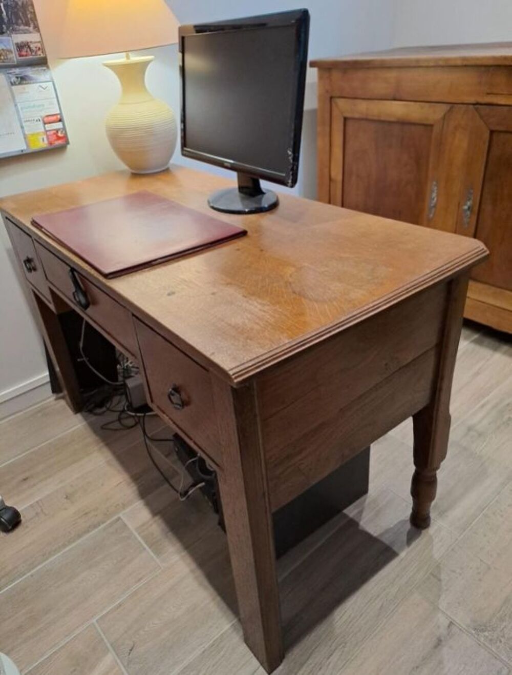 Ancien bureau en bois de ch&ecirc;ne Meubles