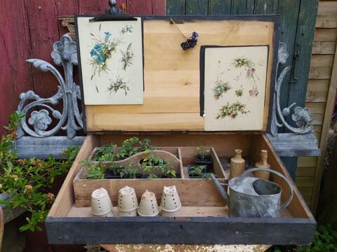 Ancien Meuble �critoire Pupitre Bureau Bois Noirci 
0 Loches (37)