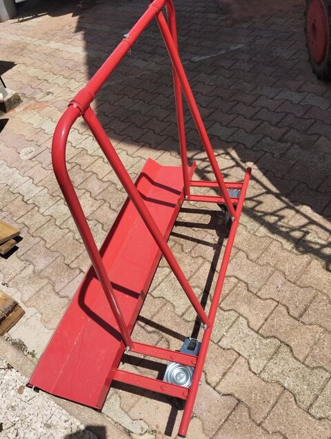 chariot neuf porte plaque ,panneau divers ,servante atelier 100 83400 Hyres