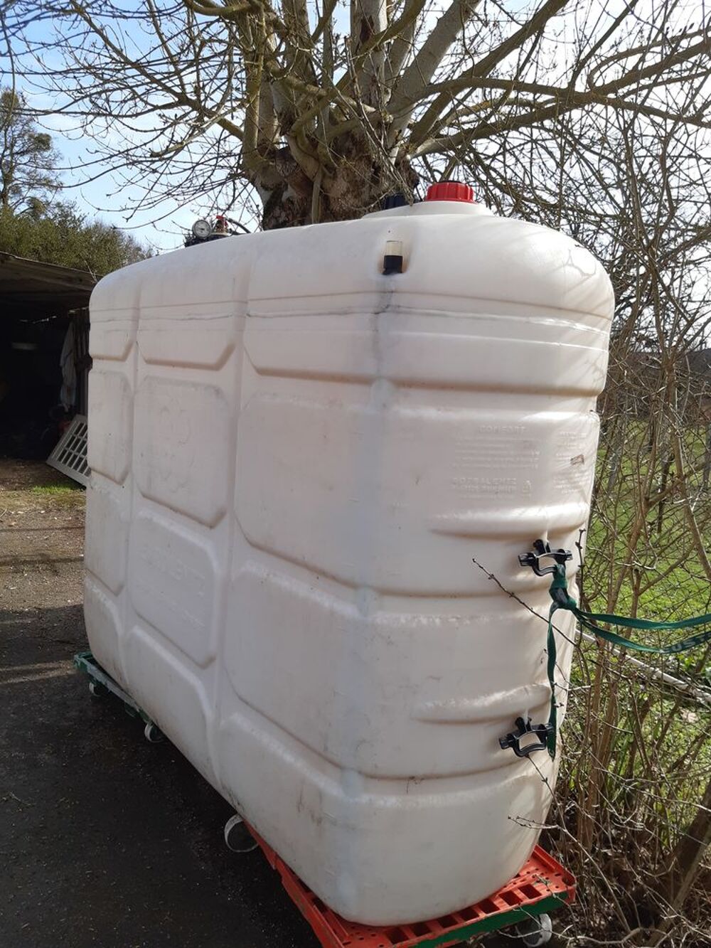 CITERNE 2000 L Bricolage