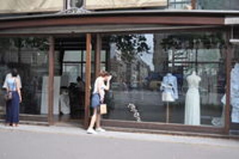   Boutique-atelier mode Paris 12me 