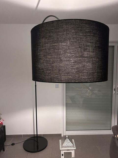 Lampadaire � Arc 80 Cuers (83)