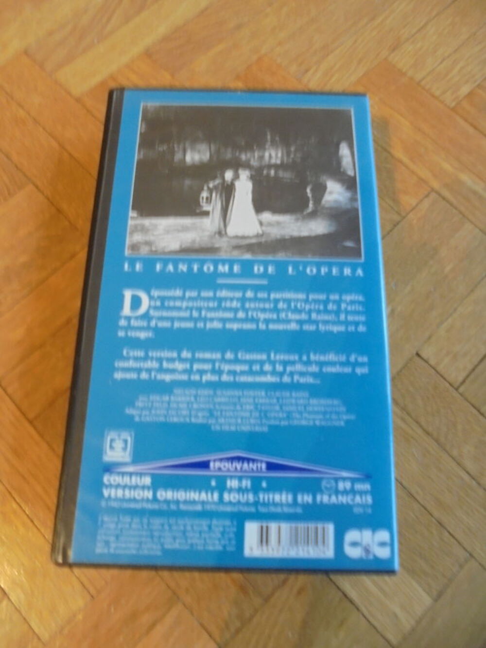 Le fant&ocirc;me de l'Op&eacute;ra (48) DVD et blu-ray
