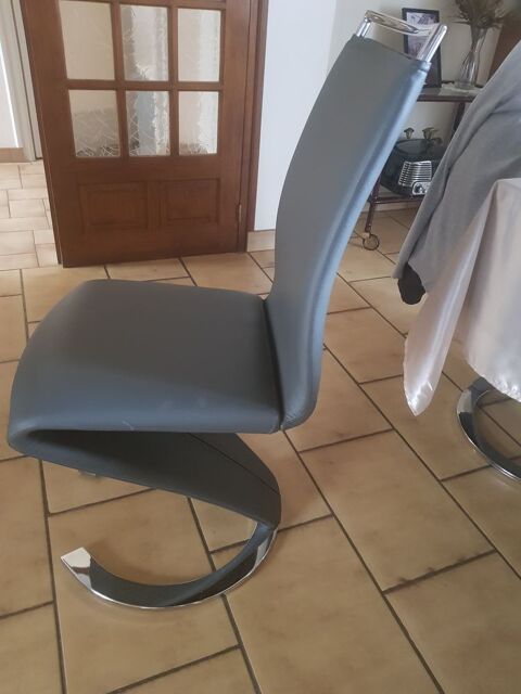 Salle � manger design 900 Tonnerre (89)