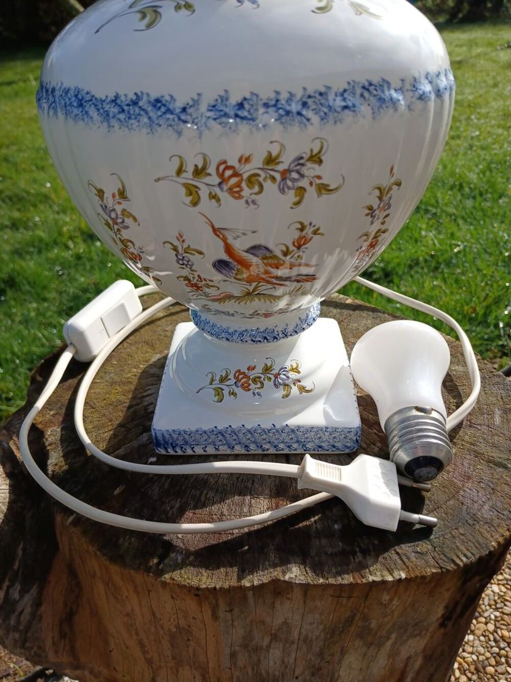 LAMPE SUR PIED FAIENCE MOUSTIERS SANS ABAT-JOUR Décoration