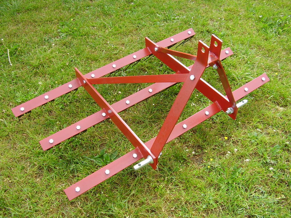   herse de prairie pour micro tracteur 