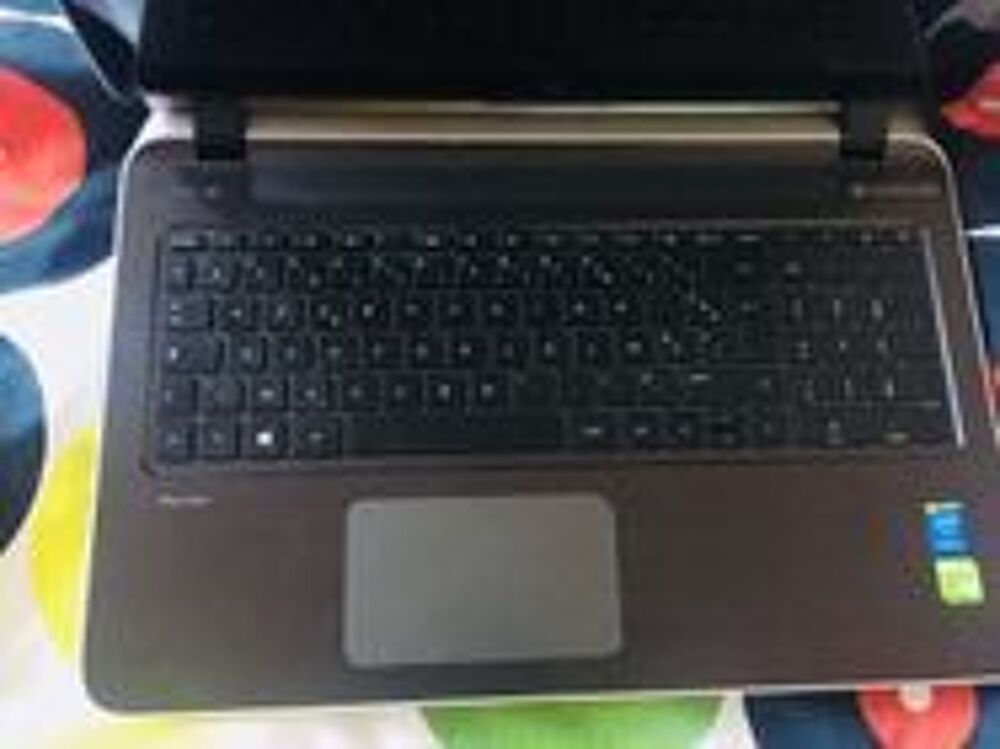 HP PC Portable Pavilion 15-p026nf 15,6 pouces Matériel informatique
