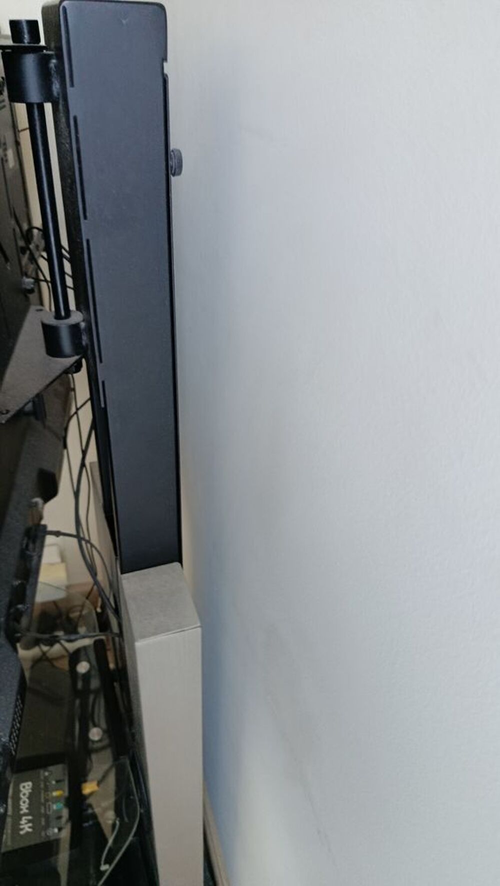 tv PANASONIC sur colonne Audio et hifi