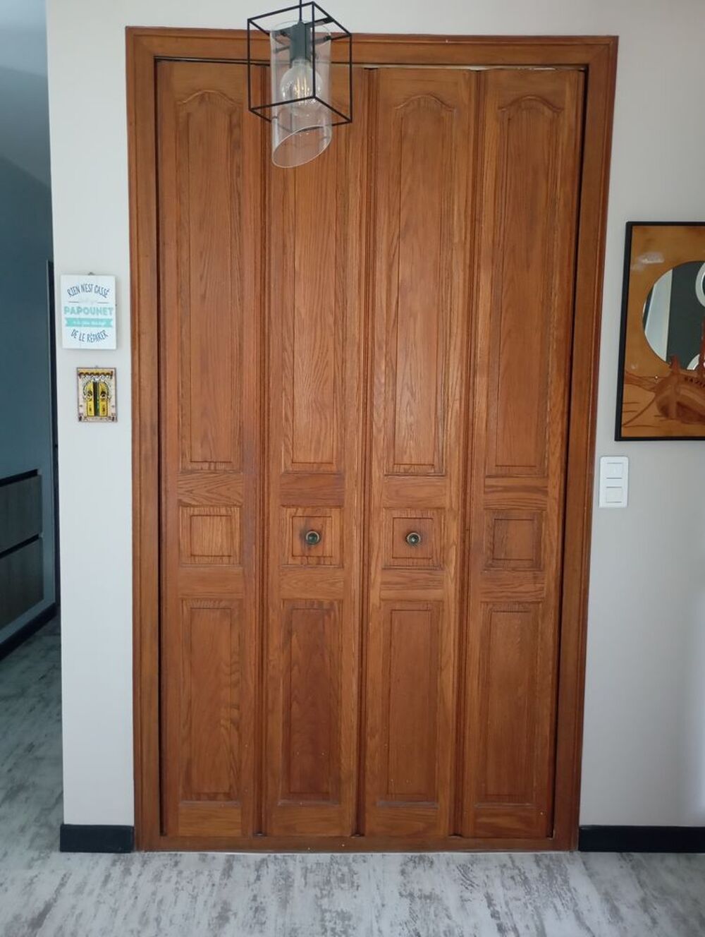 PORTES KZ EN CHENE MASSIF
Meubles