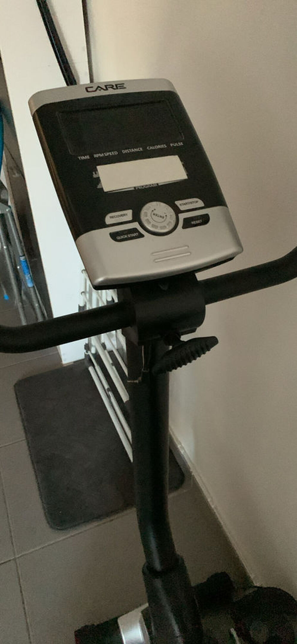 V&Eacute;LO APPARTEMENT CARE Sports
