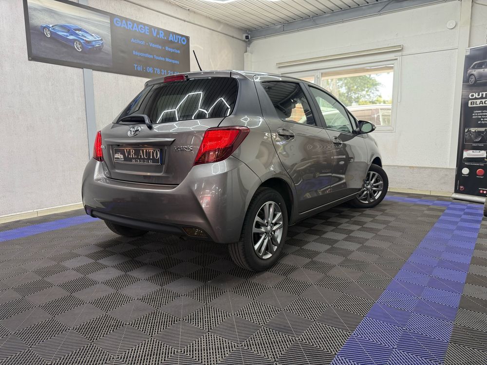 Yaris 100 VVT-i Design 2017 occasion 69120 Vaulx-en-Velin