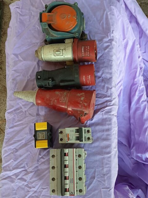 Prises �lectriques  150 Saint-Etienne (42)