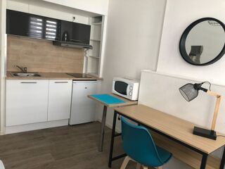  Appartement à louer 1 pièce 12 m²