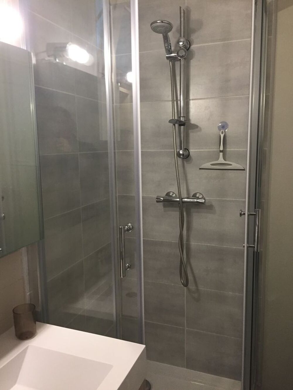 Location Appartement studio avec balcon tout confort centre ville La roche-posay