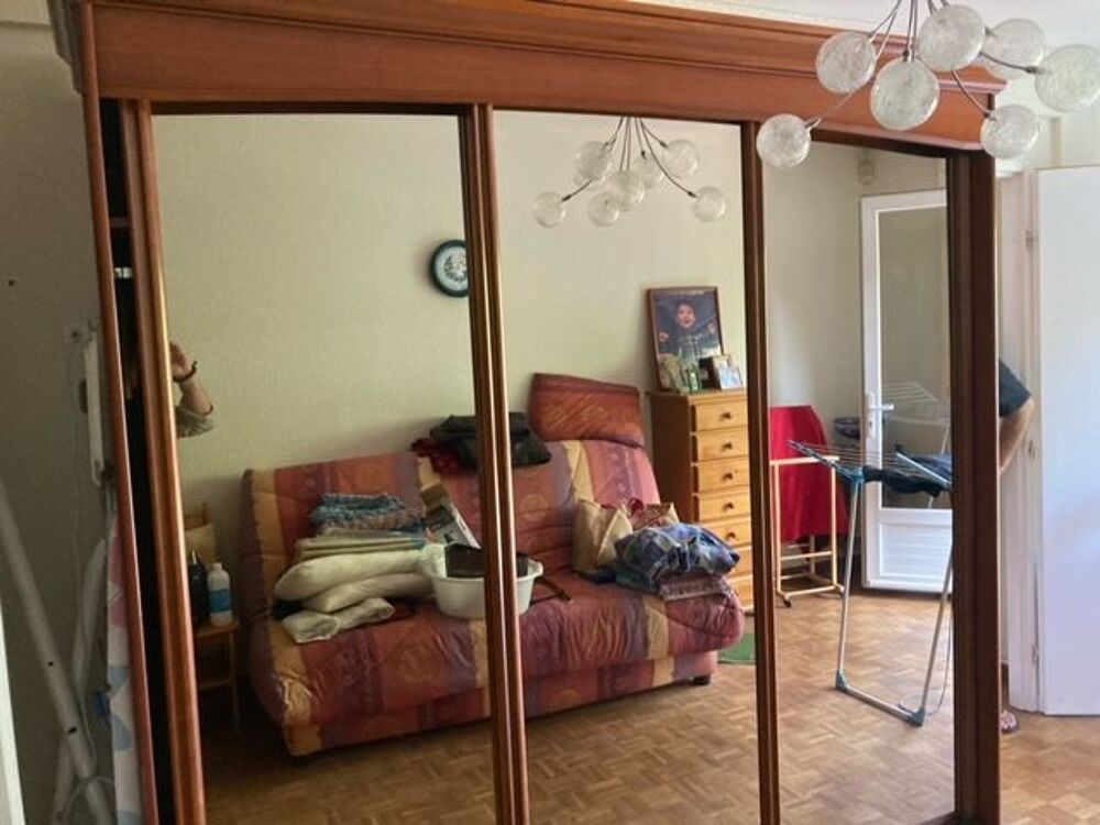 VIDE MAISON suite &agrave; placement en hospitalisation Meubles