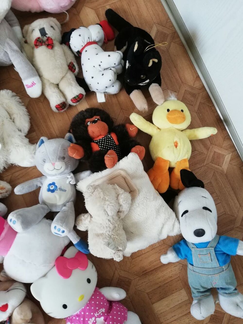 PELUCHES BB FABRICATION FRANCAISE EXCELLENT ETAT Jeux / jouets