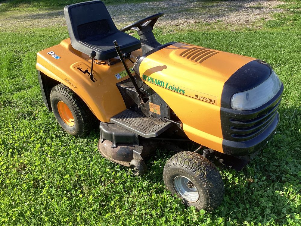 Tracteur tondeuse 750€ Jardin