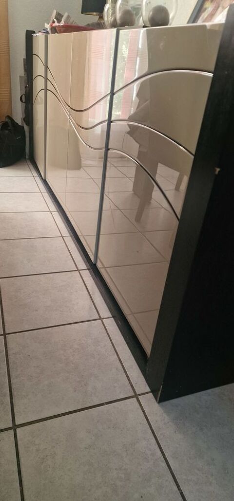 Buffet Mobilier de france grande capacit 
Manosque (04)