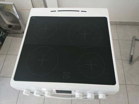 Cuisiner Vitroc�ramique FARGO 370 Saint-Priest (69)