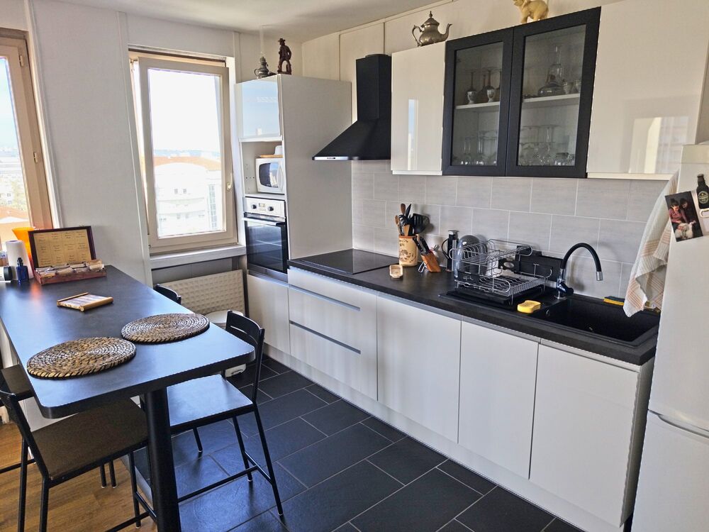 Vente Appartement T3 61 m² - 9e étage - Box fermé - Cuisine et SdE refaites Villeurbanne