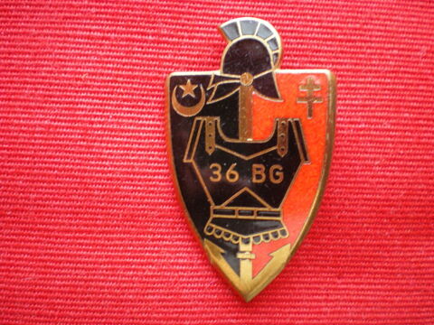 Insigne du Génie - 36° Bataillon du Génie. 38 Caen (14)