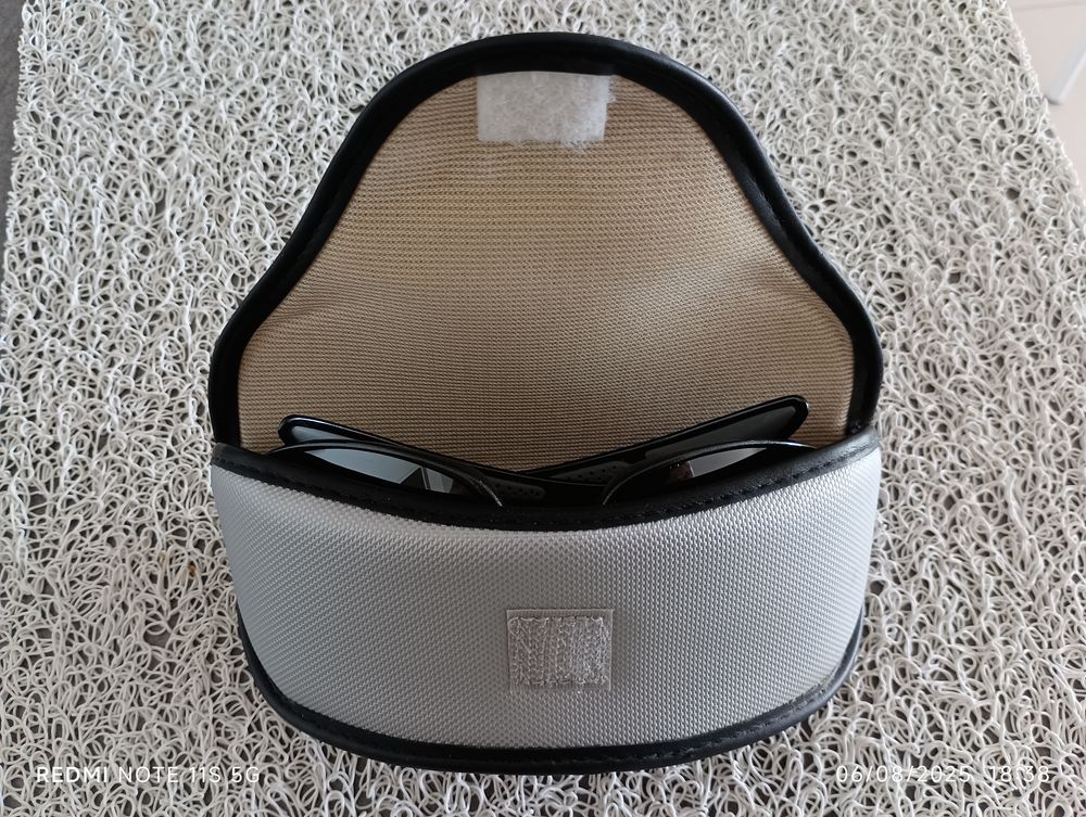 Lunette de soleil marque Julbo Sports