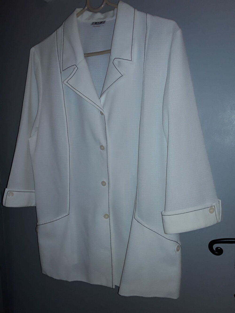 Belle veste blanche d &eacute;t&eacute; Vêtements