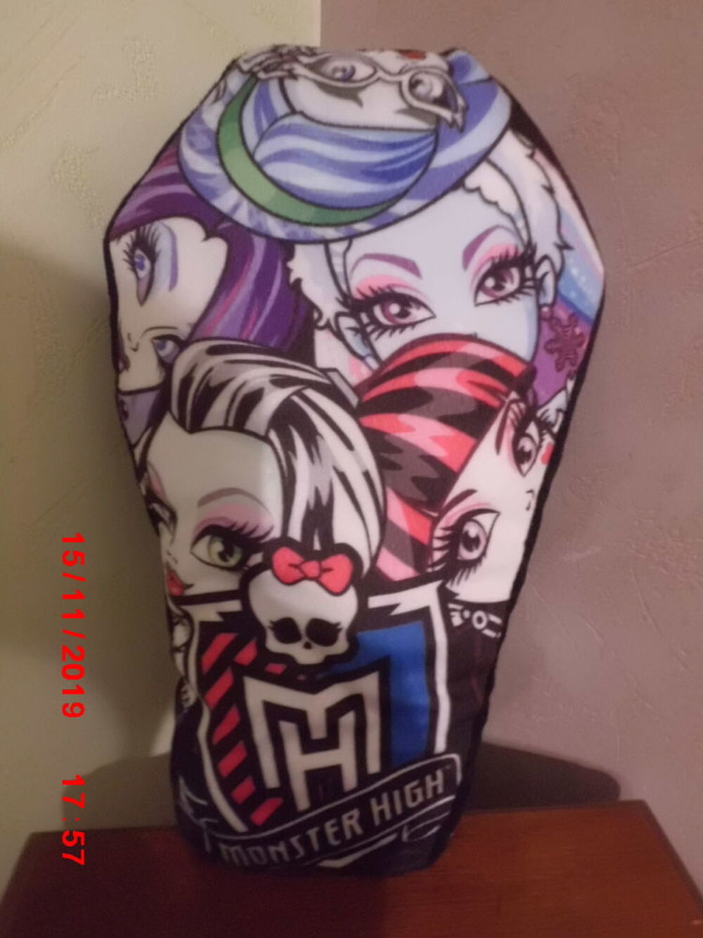 PELUCHE COUSSIN MONSTER HIGH Jeux / jouets