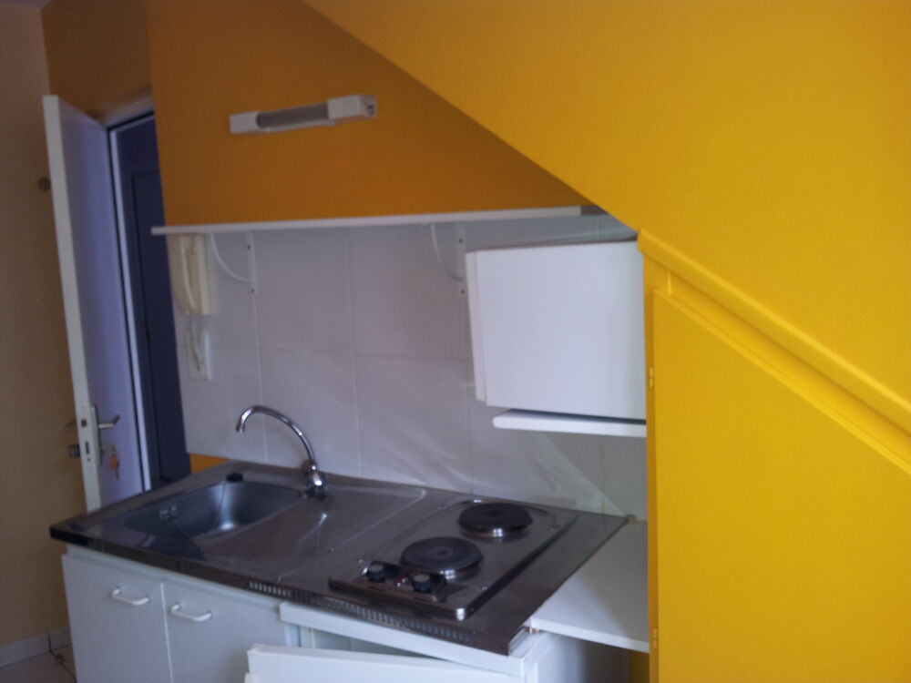 Location Appartement Joli studio meublé pour étudiant(e), Nantes